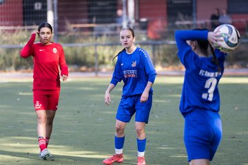 Bild 336 - wCJ Eimsbuettler TV - FC Rosengarten : Ergebnis: 2:0